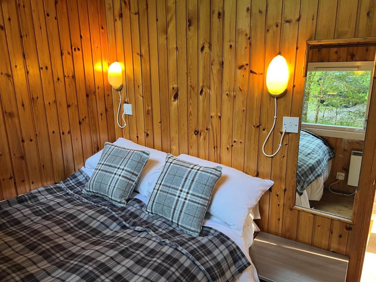 Loch Aweside Forest Cabins Dalavich Exterior foto