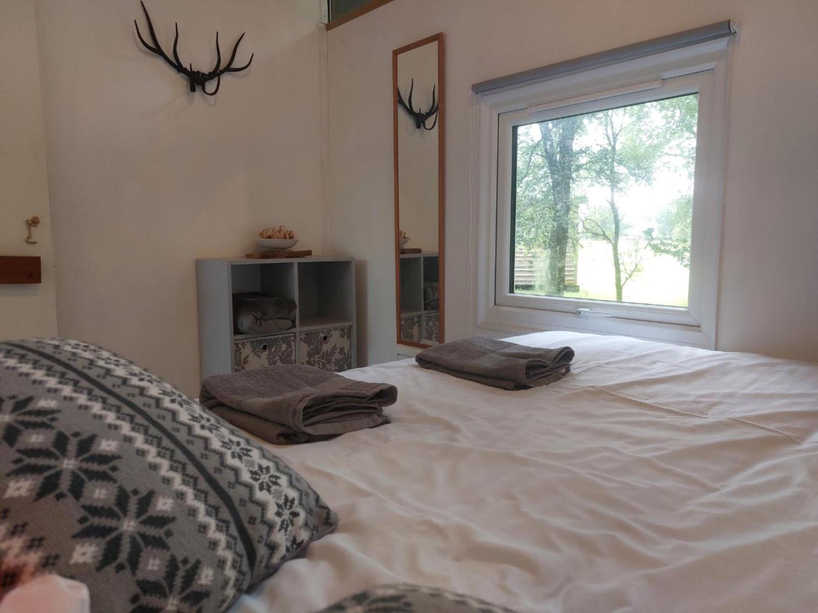 Loch Aweside Forest Cabins Dalavich Zimmer foto